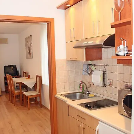Apartment Almafa